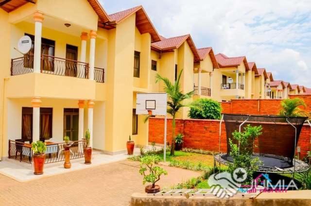 Adriel Homes Ltd Gacuriro Kigali Exterior photo